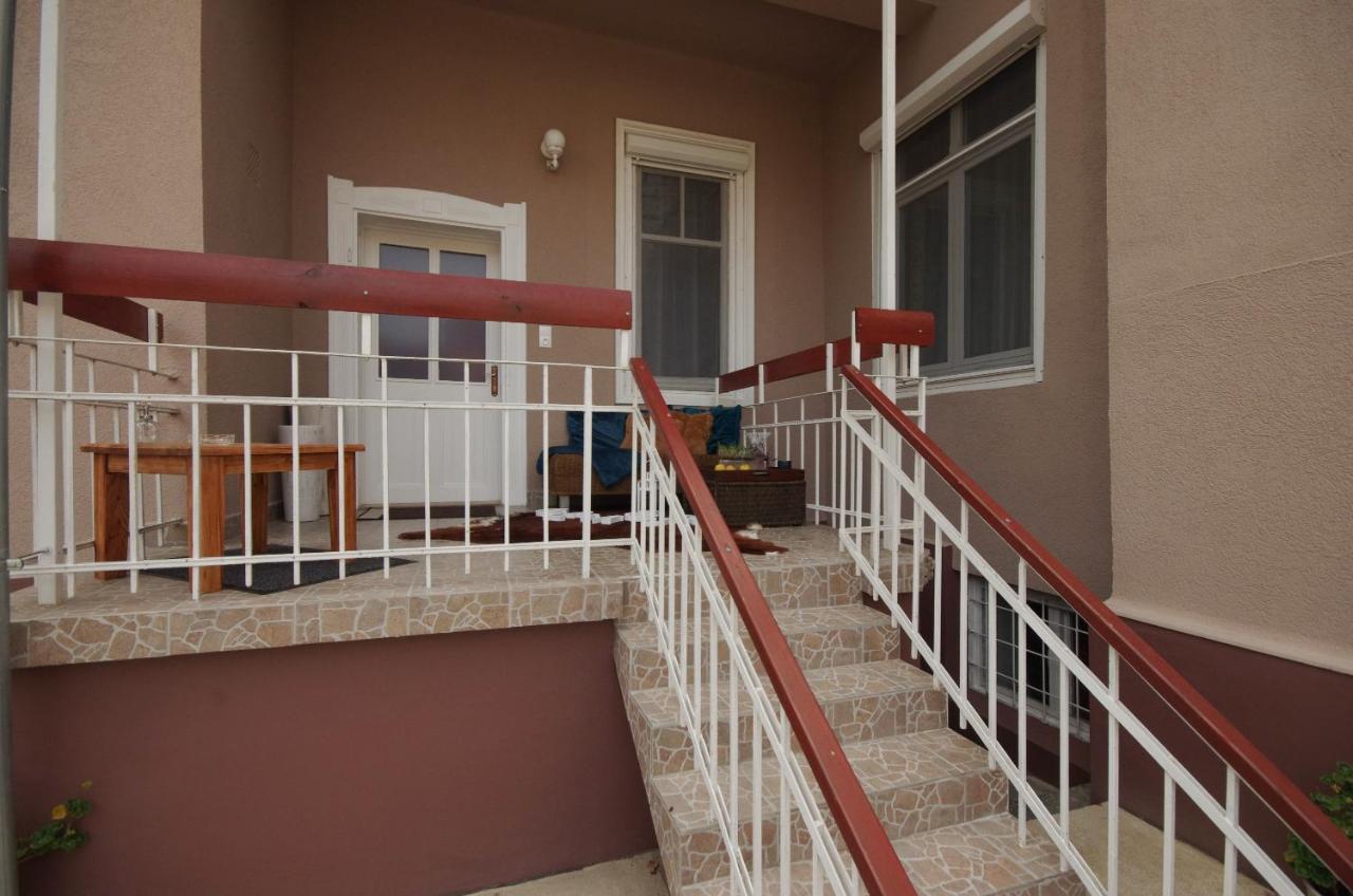 Glamour Apartman Gyula Exterior foto
